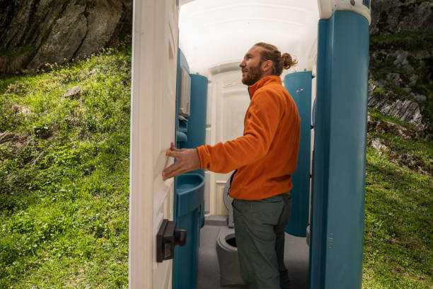 Portable restroom solutions in Seymour, MO